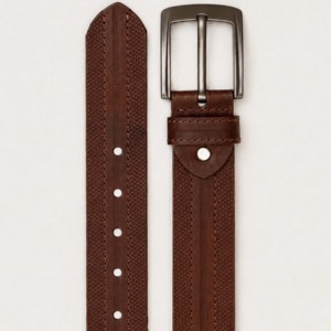 Correa sport texturizada en cuero legítimo con hebilla gunmetal