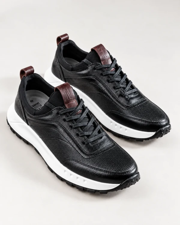 Tenis 3050 Negro Clásico — foto 1 Tenis 3050 Negro Clásico — vista 1